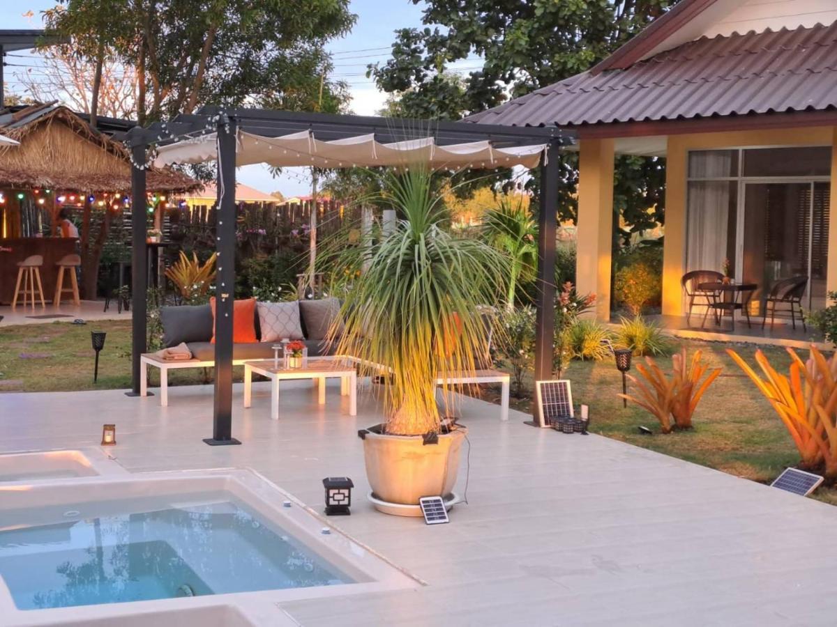 Pool Villa, Resort, Mae Ramphueng Beach, Ban Phe, Rayong, Residence M Thailand (Adults Only) Ban Chamrung Extérieur photo