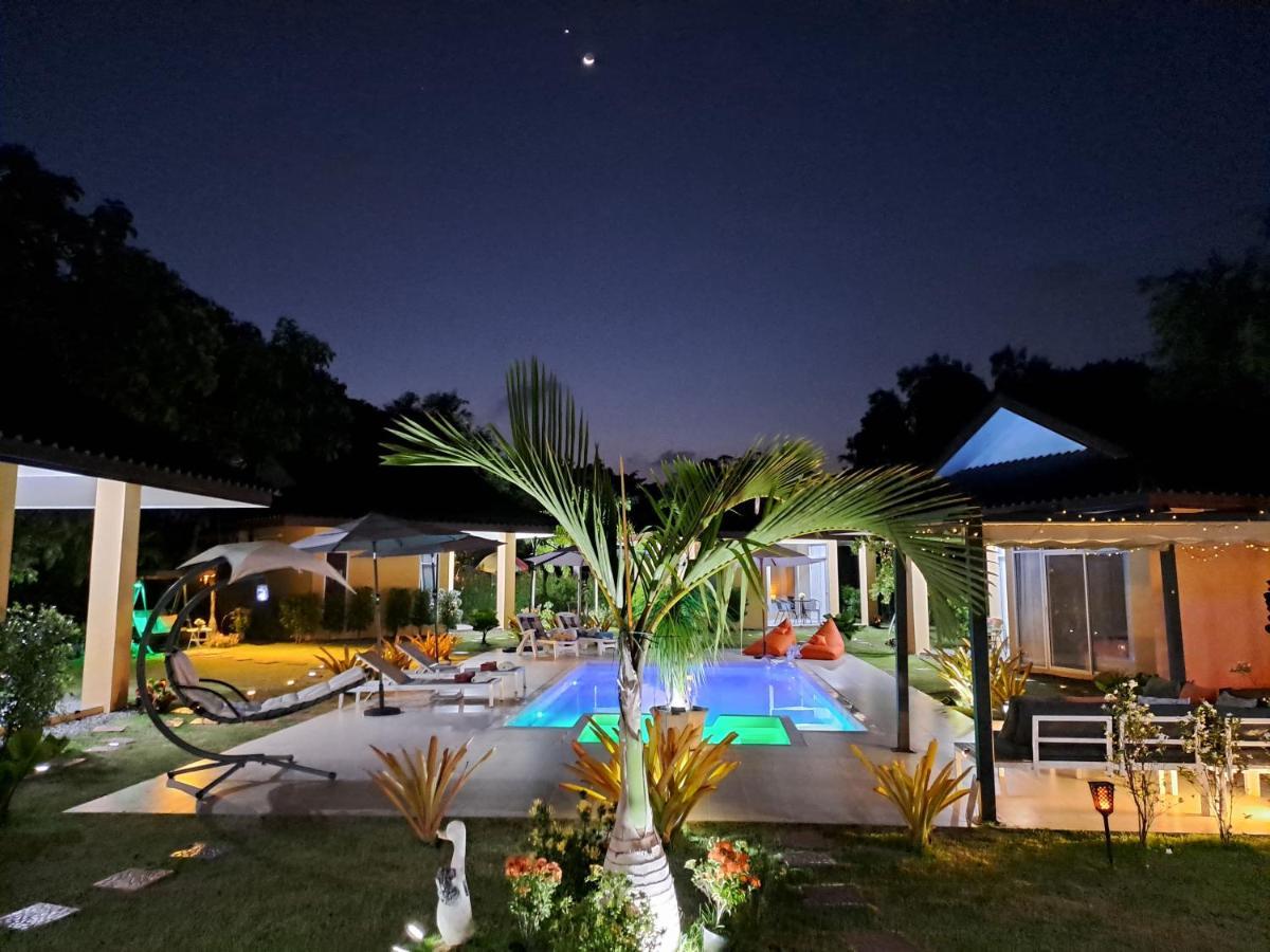 Pool Villa, Resort, Mae Ramphueng Beach, Ban Phe, Rayong, Residence M Thailand (Adults Only) Ban Chamrung Extérieur photo