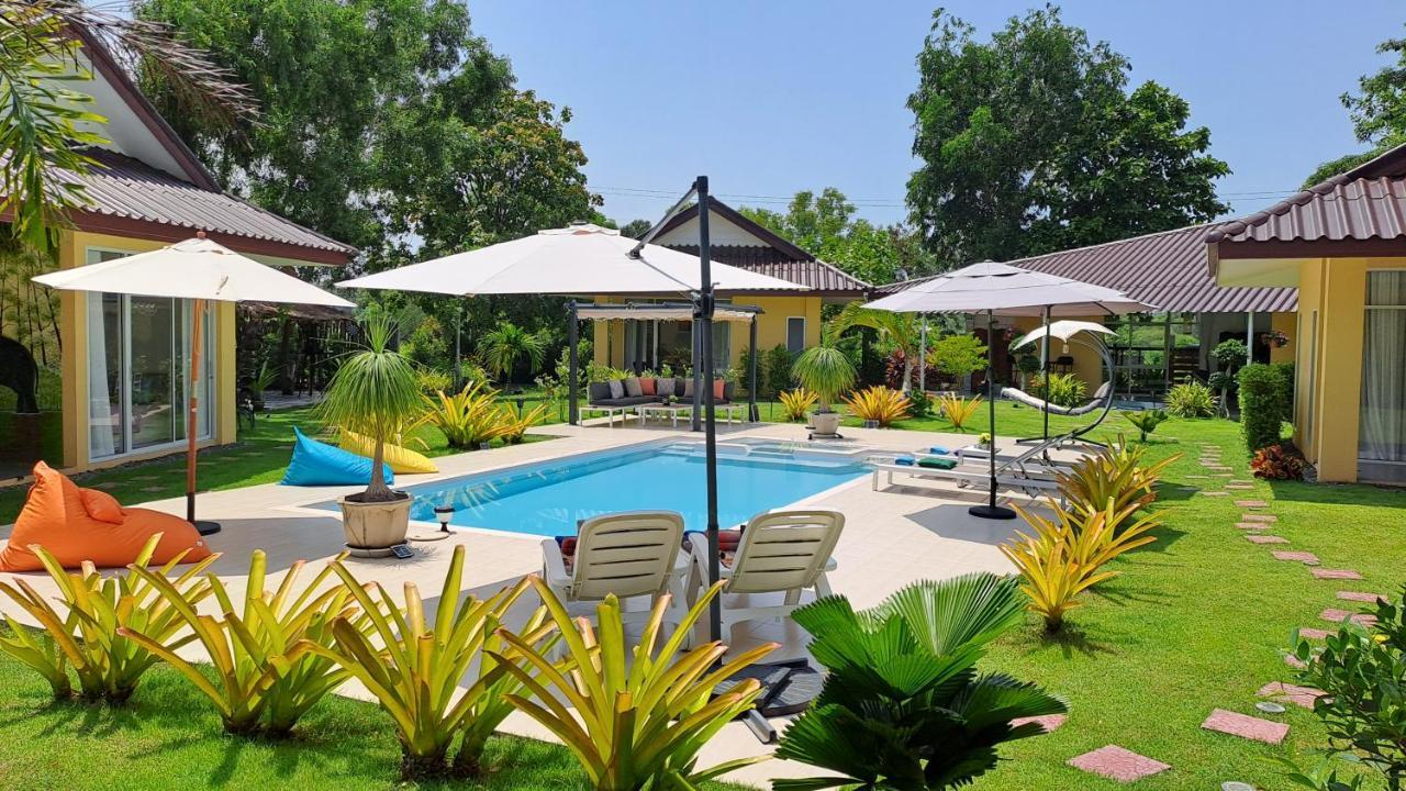 Pool Villa, Resort, Mae Ramphueng Beach, Ban Phe, Rayong, Residence M Thailand (Adults Only) Ban Chamrung Extérieur photo